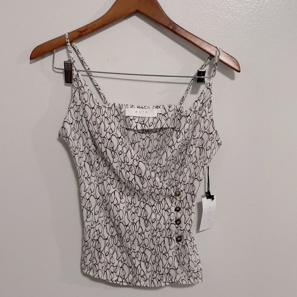 NWT ASTR The label button wrap front camisole - Picture 5 of 9